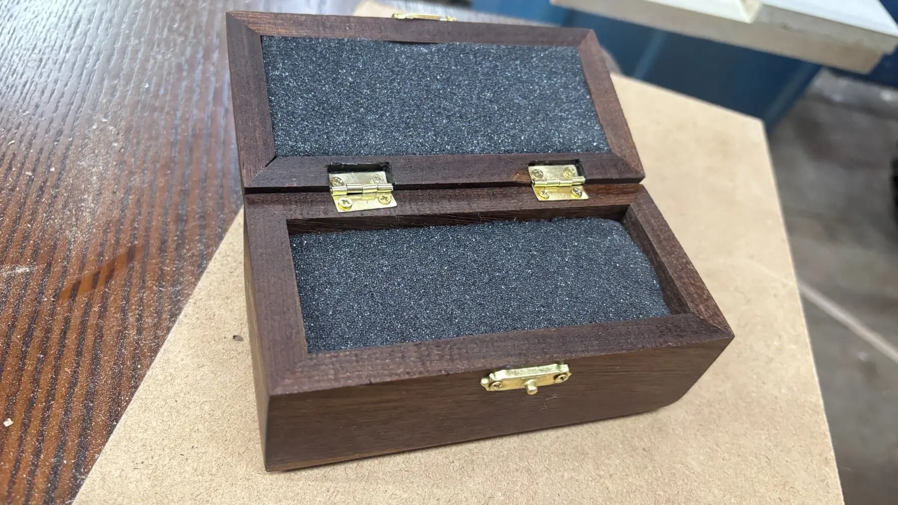 Held in Contrast — Walnut & Ambrosia Maple Gift Box detail 4