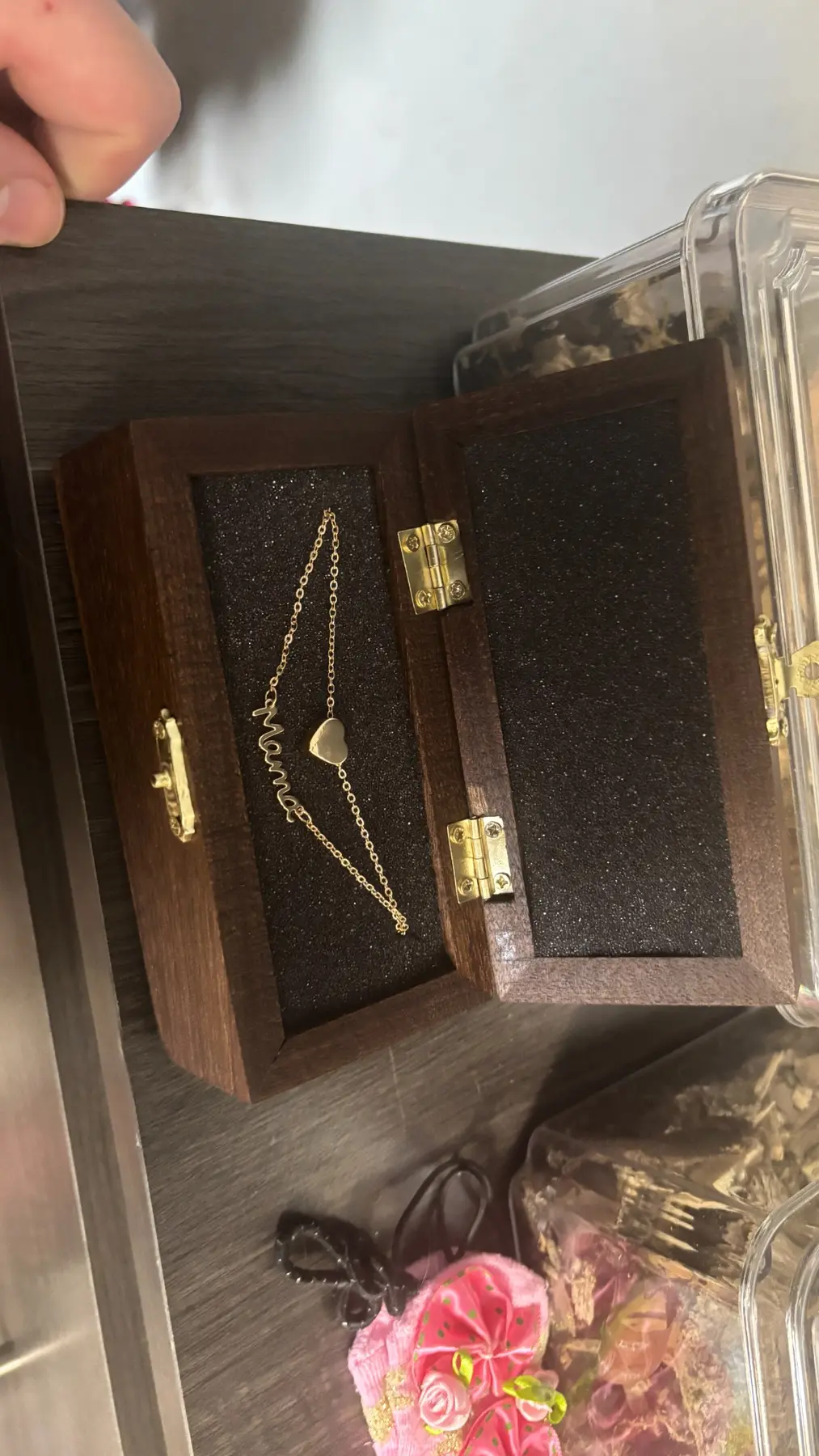 Held in Contrast — Walnut & Ambrosia Maple Gift Box detail 6