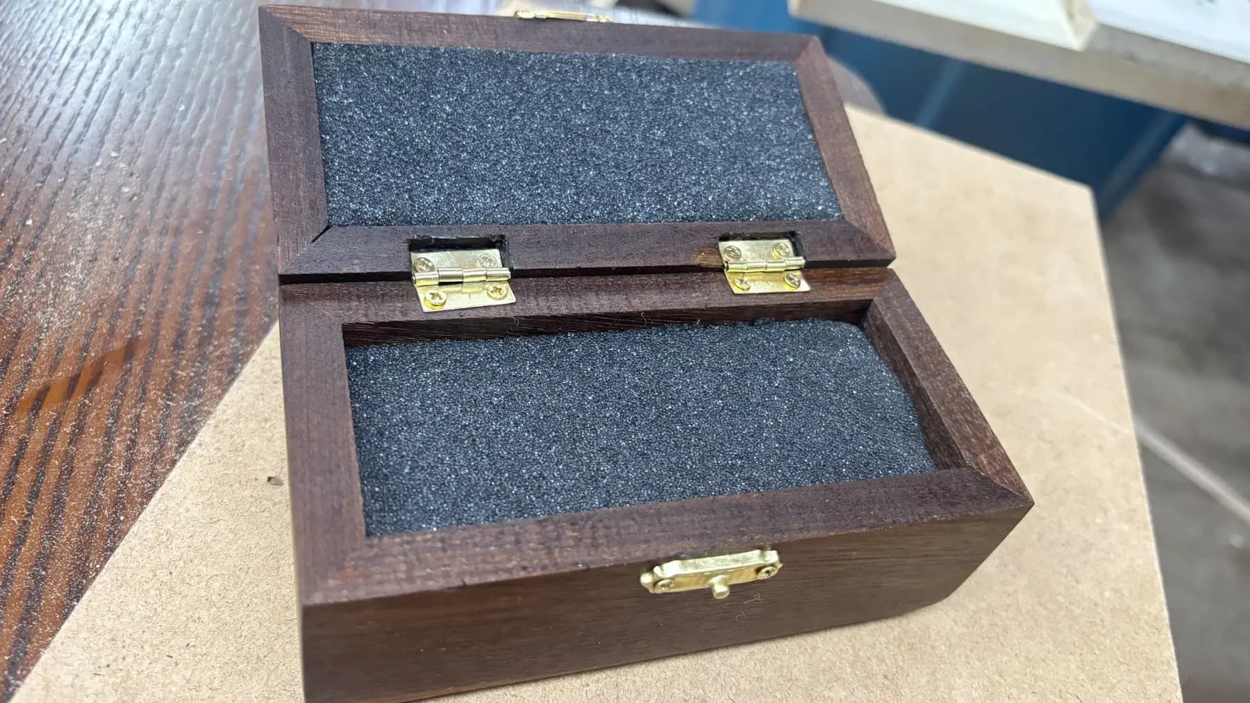 Held in Contrast — Walnut & Ambrosia Maple Gift Box detail 8