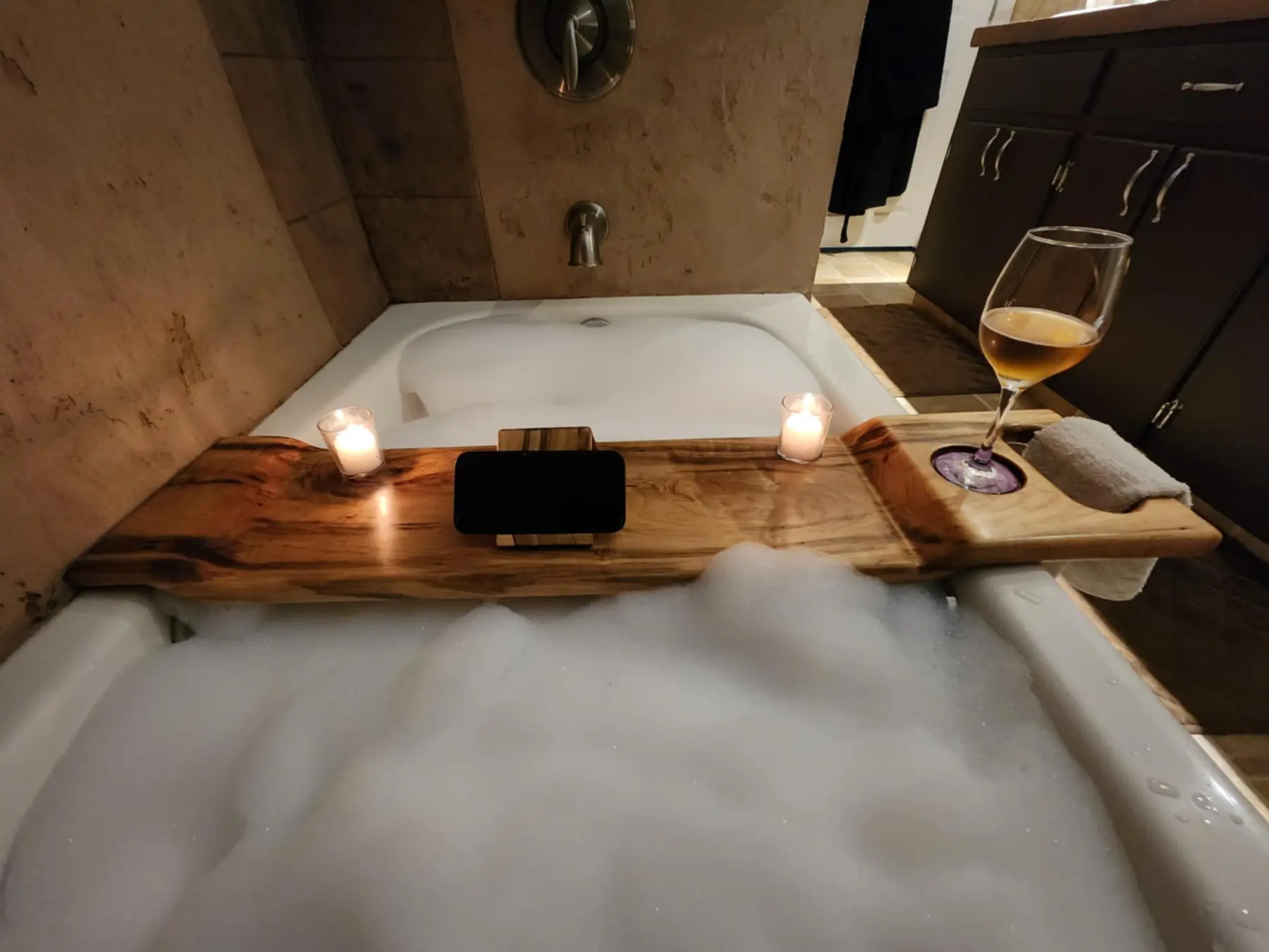 Violet Veins — Ambrosia Maple Bath Caddy detail 1