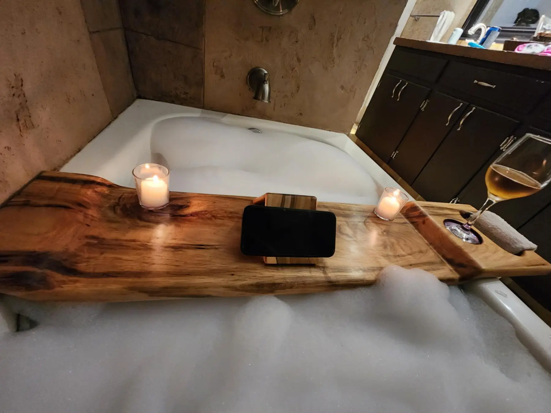 Violet Veins — Ambrosia Maple Bath Caddy detail 3